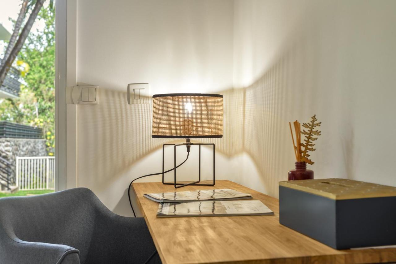 Le Saint-Gilles - Studio A St-Gilles-Les-Bains - Situe Dans Residence Privee Avec Piscine Exterior foto